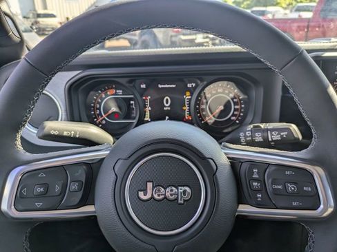 New 2025 Jeep Wrangler Sahara w/ Safety Group image 29