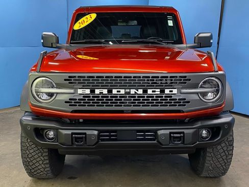 Used 2023 Ford Bronco Badlands AWD/4WD image 2