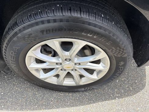 Used 2020 Chevrolet Equinox LS FWD image 13