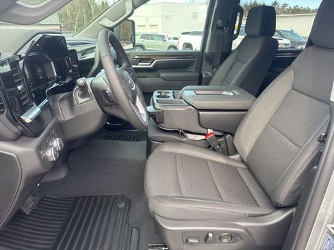 New 2026 GMC Sierra 2500 SLE w/ SLE Convenience Package AWD/4WD image 11