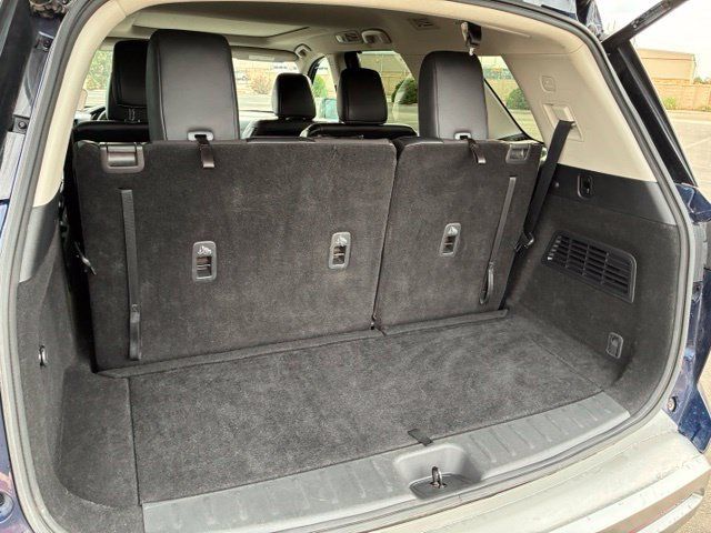 Certified 2023 Nissan Pathfinder SL w/ SL Premium Package FWD image 14