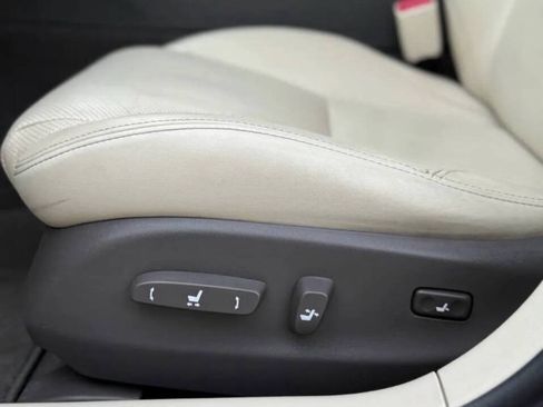 Used 2012 Lexus IS 250 w/ Premium Pkg Value Edition RWD image 14