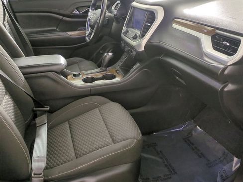 Certified 2019 GMC Acadia SLE image 25