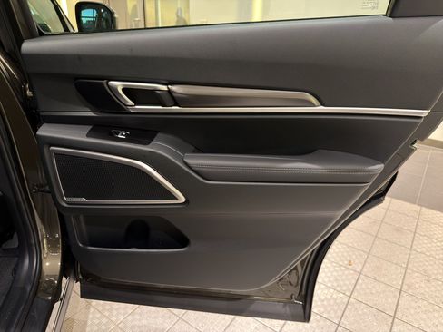New 2025 Kia Telluride S image 23