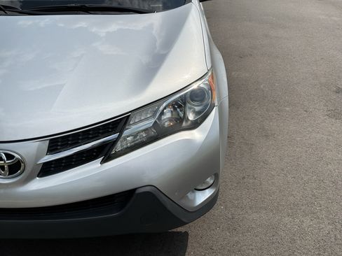 Used 2013 Toyota RAV4 XLE FWD image 6