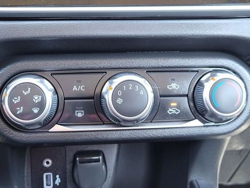 Certified 2025 Nissan Versa S w/ Trunk Package image 14