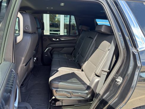 Used 2021 GMC Yukon Denali AWD/4WD image 13
