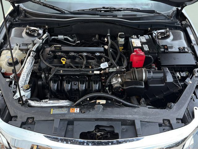 Used 2012 Ford Fusion SE FWD image 28