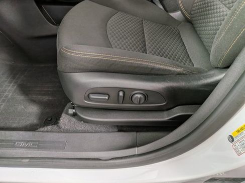 Used 2020 GMC Terrain SLE w/ Driver Convenience Package FWD image 14