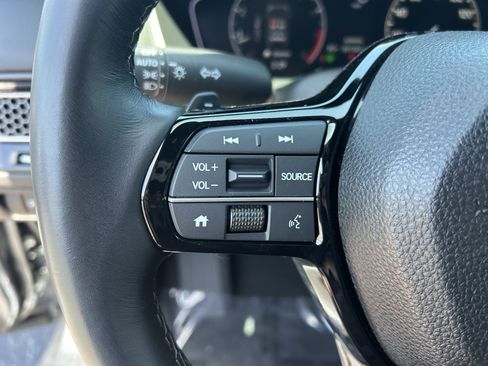 Used 2024 Honda Civic Sport image 25