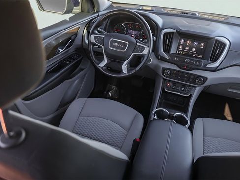 Used 2021 GMC Terrain SLE image 29