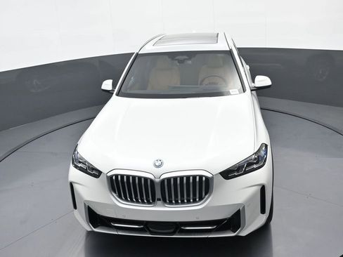 New 2026 BMW X5 xDrive50e AWD/4WD image 32