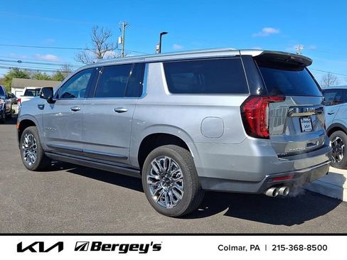 Used 2024 GMC Yukon XL Denali Ultimate AWD/4WD image 7