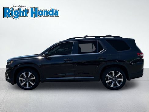 Certified 2024 Honda Pilot Elite image 3