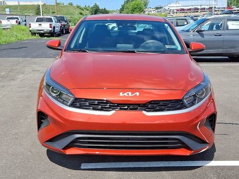 Used 2023 Kia Forte LXS w/ LXS Technology Package FWD image 2