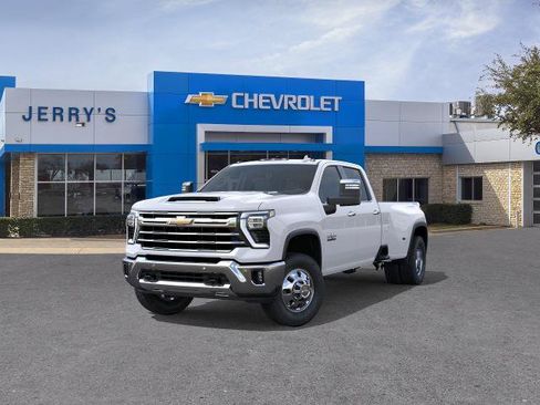 New 2026 Chevrolet Silverado 3500 LTZ w/ LTZ Texas Edition AWD/4WD image 8