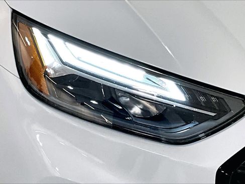 Used 2024 Audi SQ5 Premium Plus w/ Premium Plus Package image 27