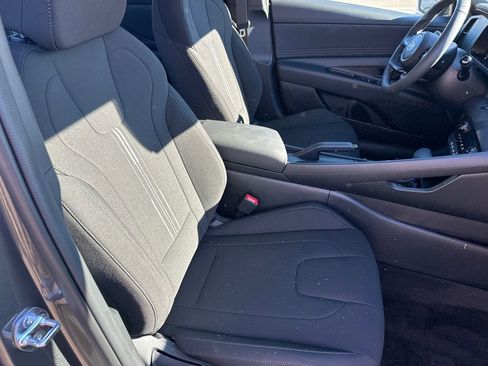 New 2025 Hyundai Elantra Sport image 13