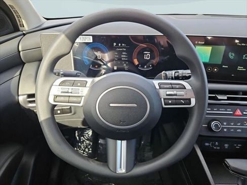 New 2026 Hyundai Tucson SE image 14