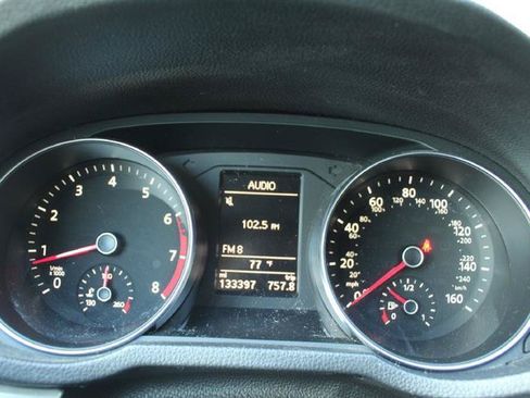 Used 2018 Volkswagen Passat 2.0T S w/ Driver Assistance Package FWD image 22