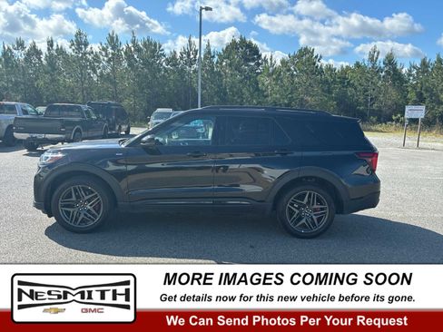 Used 2025 Ford Explorer ST-Line w/ ST-Line Street Pack AWD/4WD image 1