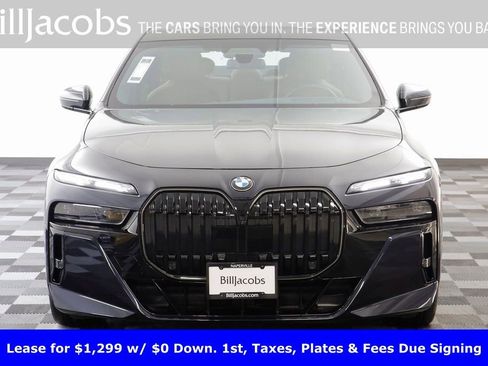 Certified 2025 BMW 760i xDrive w/ Executive Package image 24