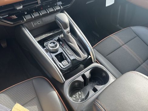 New 2026 GMC Canyon AT4 image 30