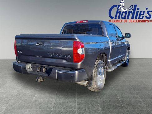 Used 2016 Toyota Tundra image 4