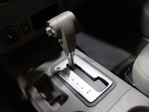 Used 2019 Nissan Frontier SV image 29