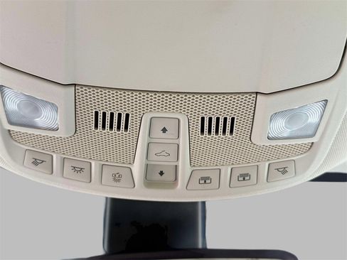 Used 2016 Ford Edge Titanium w/ Equipment Group 302A image 29