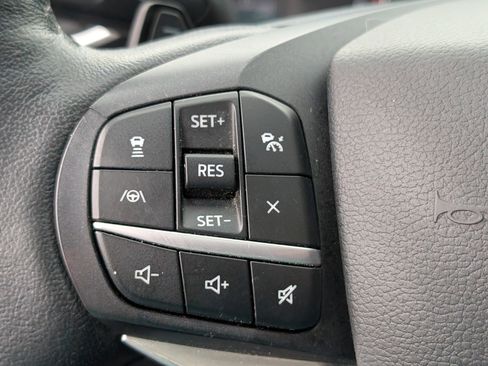 Used 2020 Ford Explorer Limited image 21