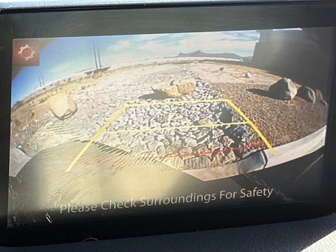 Used 2018 MAZDA MAZDA3 Grand Touring image 21