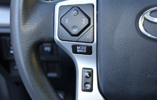 Used 2018 Toyota Tundra SR5 AWD/4WD image 24