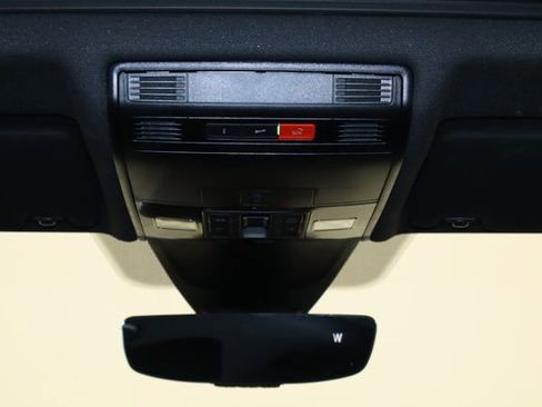 Used 2023 Volkswagen Tiguan SE R-Line AWD/4WD image 23