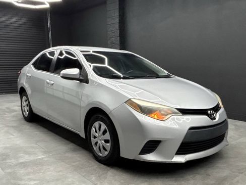 Used 2015 Toyota Corolla L FWD image 11