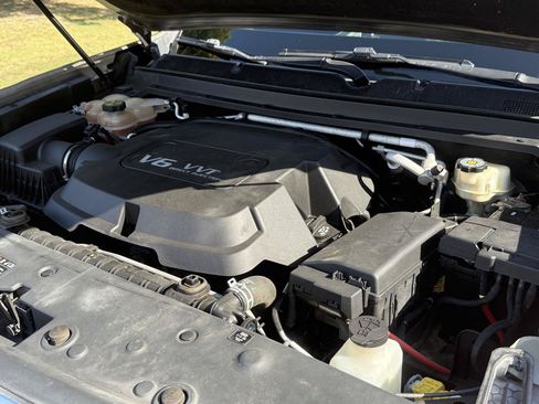 Used 2016 GMC Canyon SLE w/ SLE Convenience Package AWD/4WD image 29
