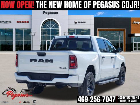 New 2026 RAM 1500 Express AWD/4WD image 5