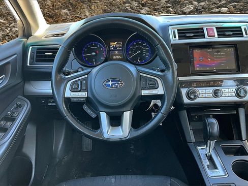 Used 2016 Subaru Legacy 2.5i Premium image 5