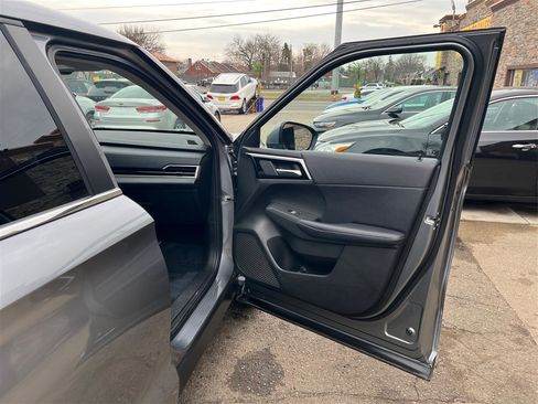 Used 2024 Mitsubishi Outlander SE AWD/4WD image 31
