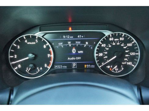 Used 2024 Nissan Altima 2.5 SR w/ SR Premium Package image 15