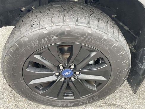 Used 2020 Ford F150 Lariat w/ Equipment Group 502A Luxury image 11