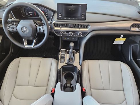 New 2025 Acura Integra image 26