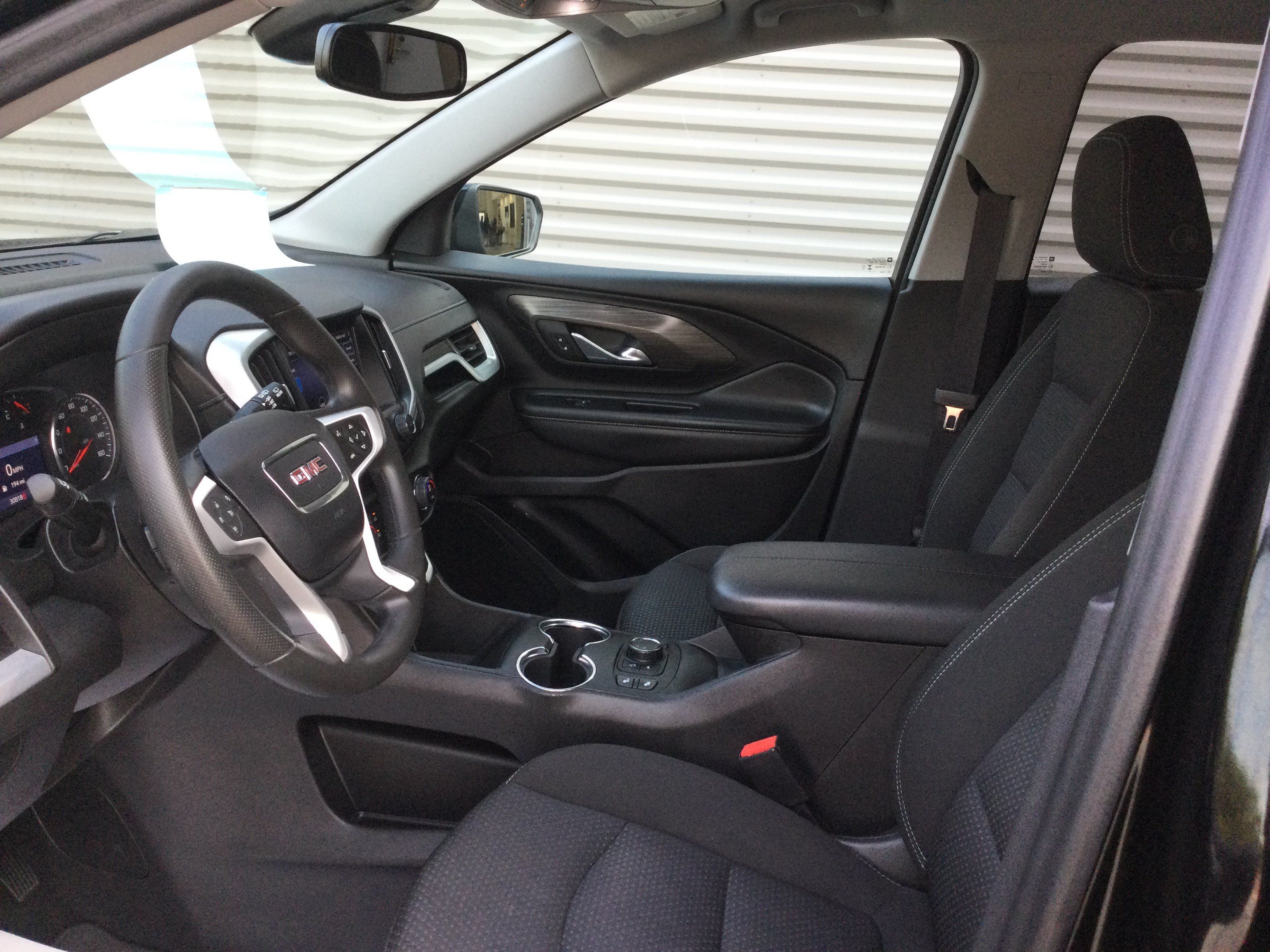 Used 2023 GMC Terrain SLE w/ Driver Convenience Package AWD/4WD image 7