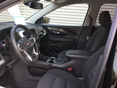 Used 2023 GMC Terrain SLE w/ Driver Convenience Package AWD/4WD image 7
