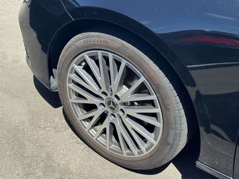 Used 2025 Mercedes-Benz CLA 250 4MATIC image 7