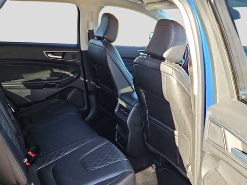 Used 2024 Ford Edge Titanium image 16