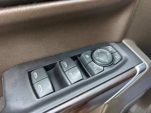 Used 2021 GMC Sierra 1500 SLT w/ SLT Convenience Package AWD/4WD image 14