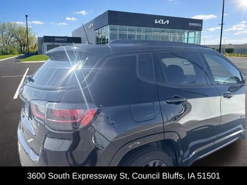 Used 2023 Jeep Compass High Altitude AWD/4WD image 5