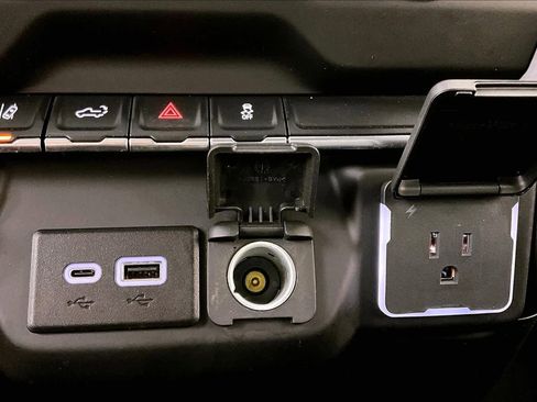 Certified 2024 GMC Sierra 3500 Pro image 29