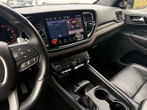 Used 2024 Dodge Durango GT image 34